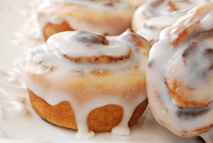 Score a sweet treat today! Grab a free cinnamon roll at 7-Eleven. Via Shutterstock. 