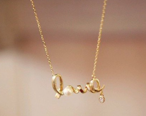 Score a FREE necklace from Shotcot today! 