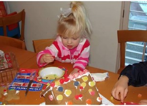 Tessa makes a gingerbread house