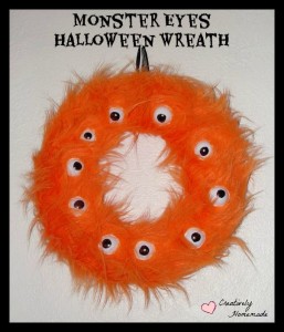 Monster eyes Halloween wreath from Creatively