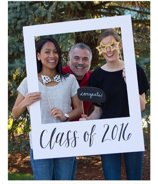 2020-graduation-photo-booth-props-collection-printables-etsy