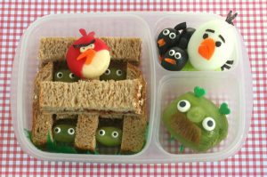 6-angry-birds-bento-box-lunch