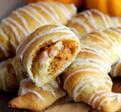 Looking for pumpkin treats beyond pies and muffins? These 6 unusual pumpkin treats will get your mouth watering. 