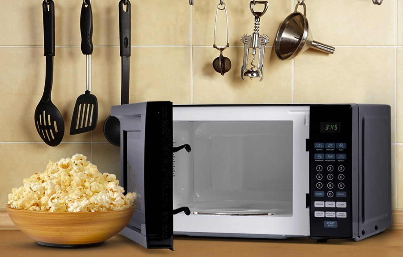Westinghouse 700 Watt Counter Top Microwave Oven Only 37.99 (Reg. 99!) Lowest Price!