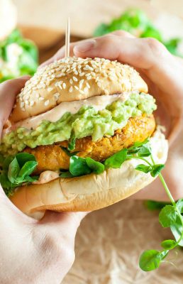 chipotle-pumpkin-veggie-burger-avocado-mash-x-1664-1